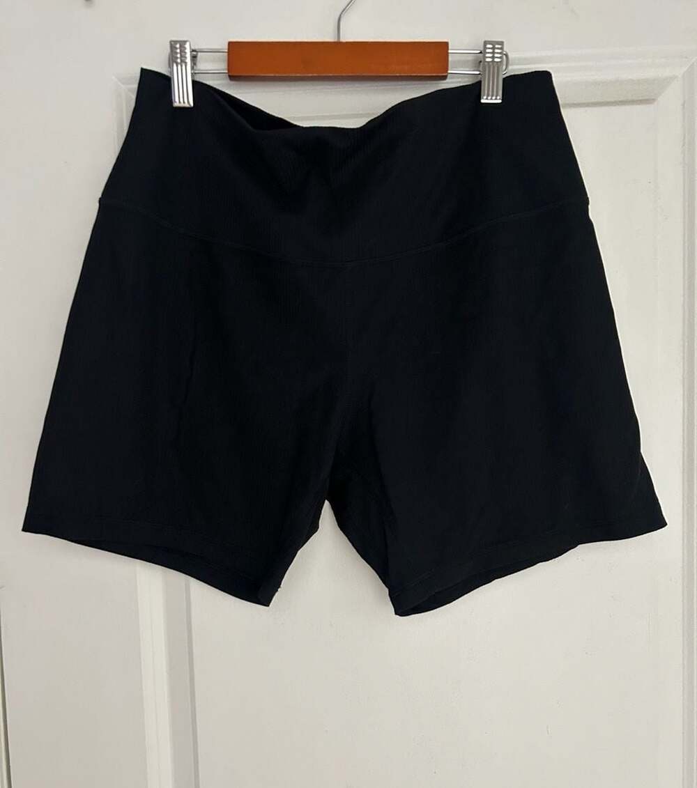 Lululemon Align High-Rise Ribbed Biker Shorts, Size 14